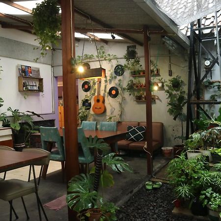Semeru Hostel Malang (Adults Only) Exterior foto